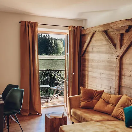 Chalet-apartments Am Schmiedhof Apartman Vogtareuth