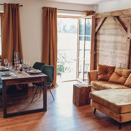 Apartmán Chalet-apartments Am Schmiedhof